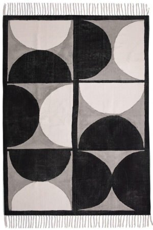 Black Geometric Rug for Modern Homes